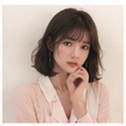山脚下看房