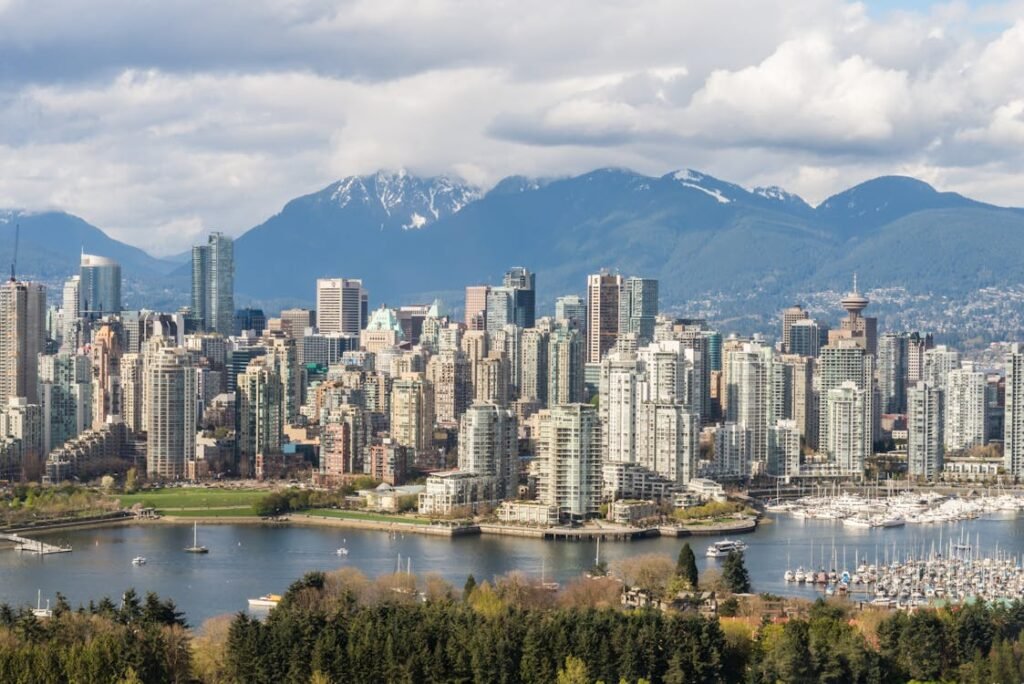 vancouver-downtown-condo-skyline-apartments-2026
